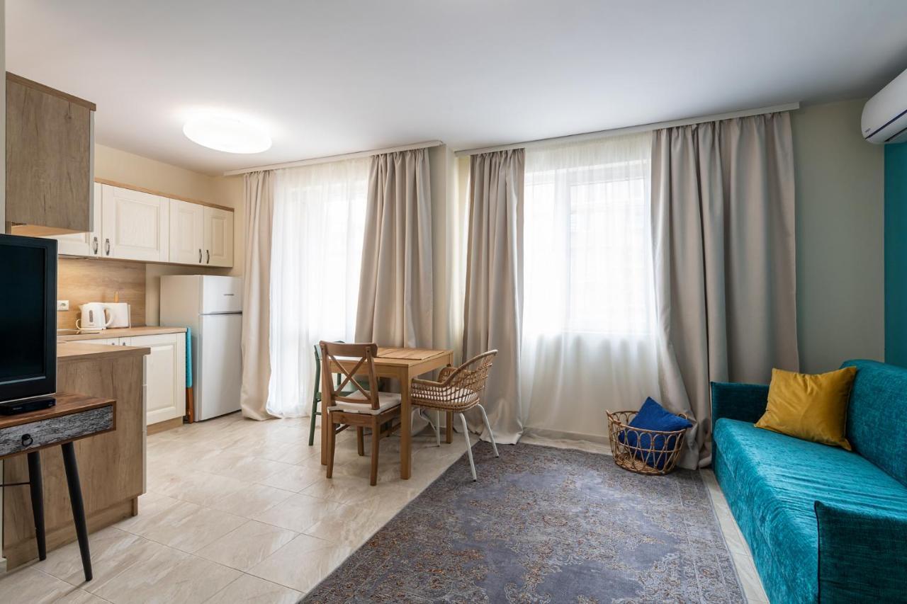 Turquoise Lejlighed Pomorie Eksteriør billede