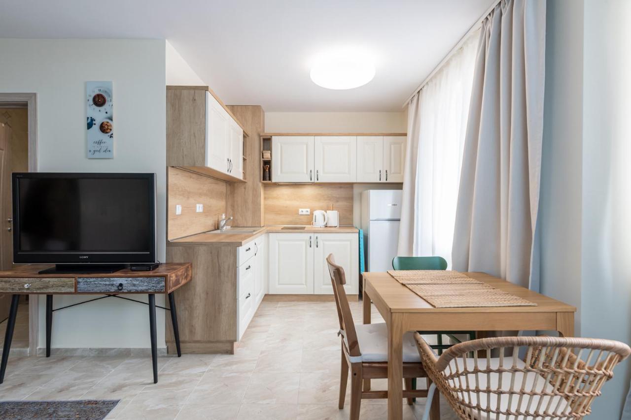 Turquoise Lejlighed Pomorie Eksteriør billede